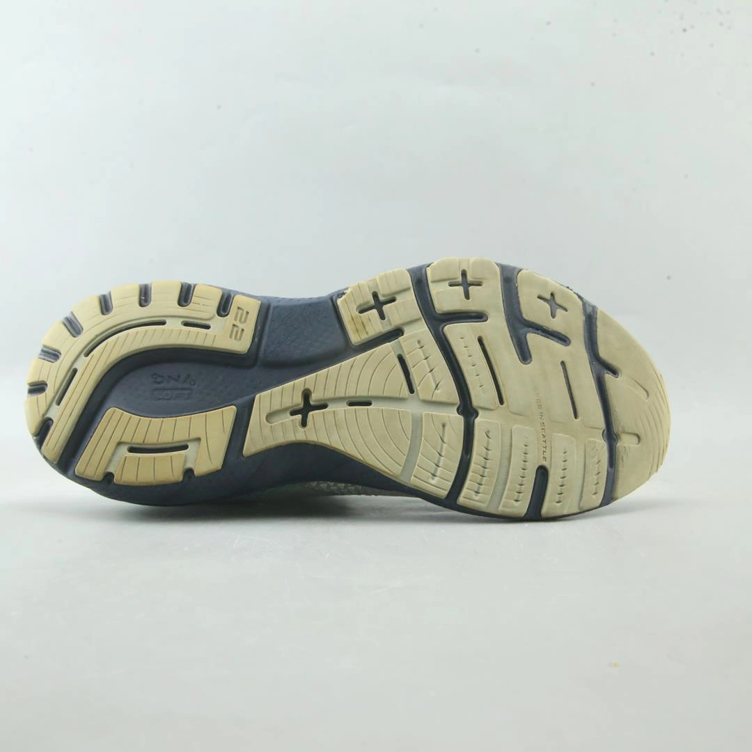 BROOKS ADRENALINE GTS 22 Brooks trainer design images