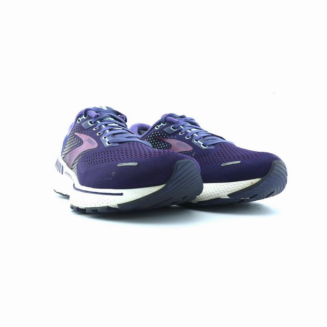 BROOKS ADRENALINE GTS 22 Brooks trainer design images