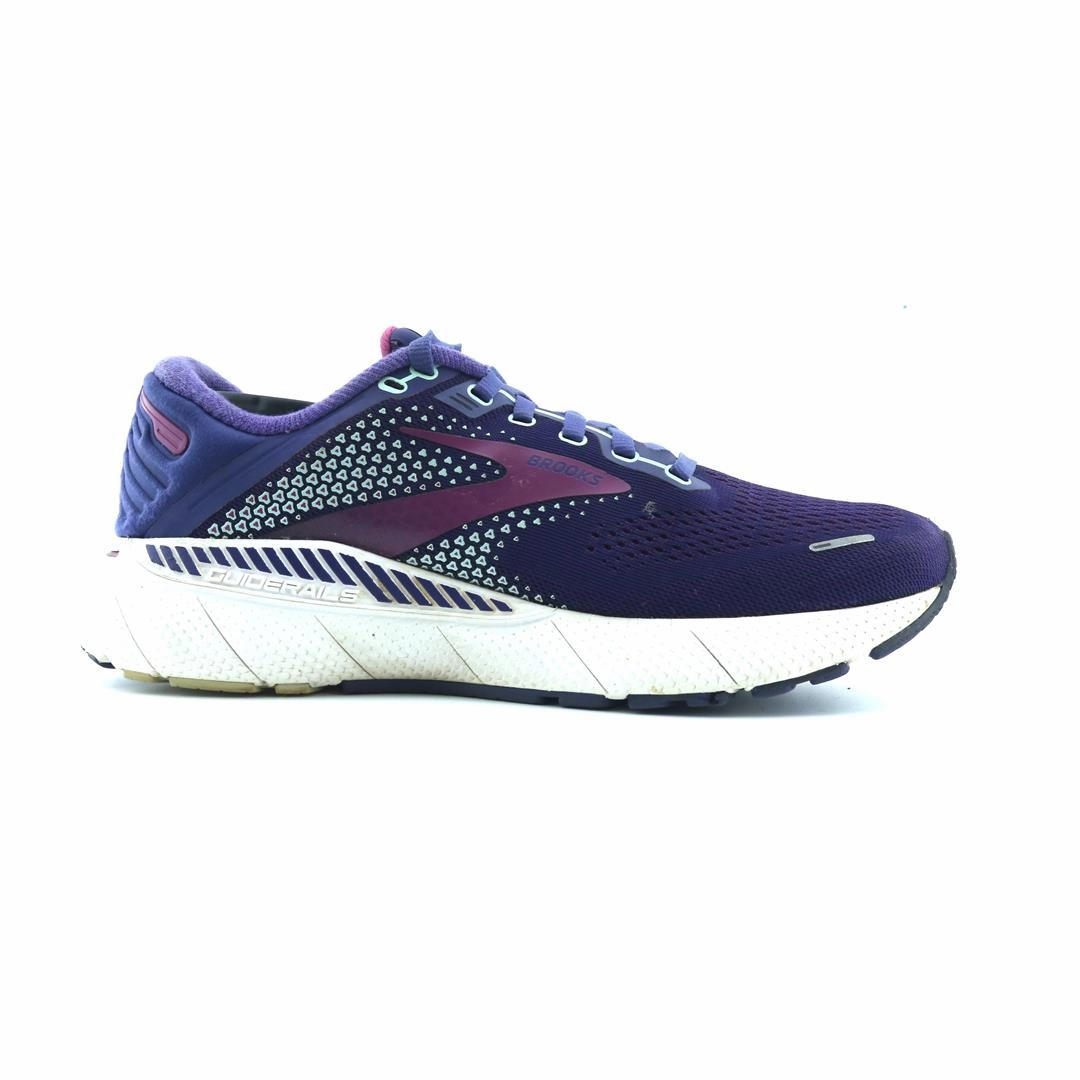 BROOKS ADRENALINE GTS 22 Brooks trainer design images