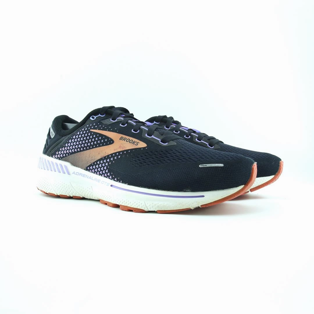 BROOKS ADRENALINE GTS 22 lightweight running shoe photos