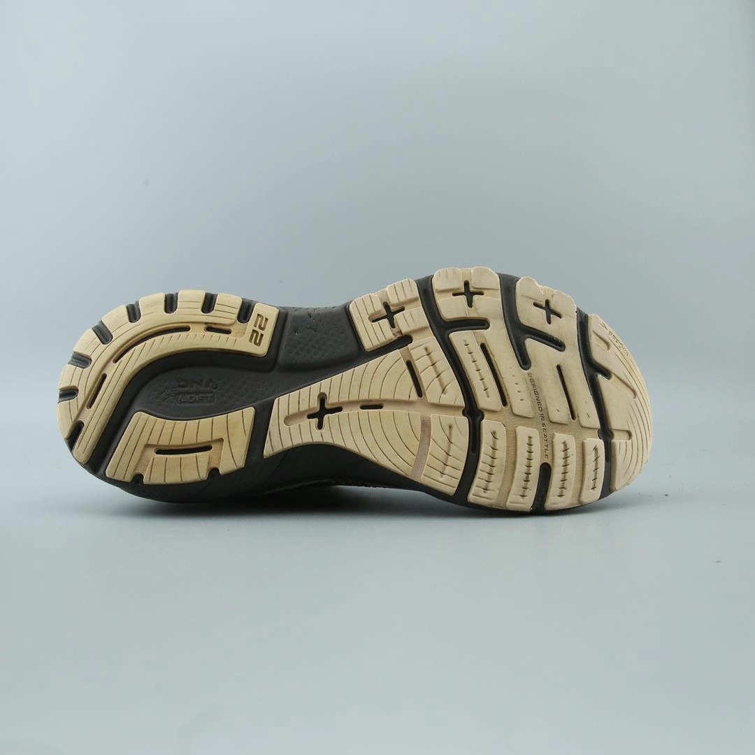 BROOKS ADRENALINE GTS 22 performance running shoe visuals