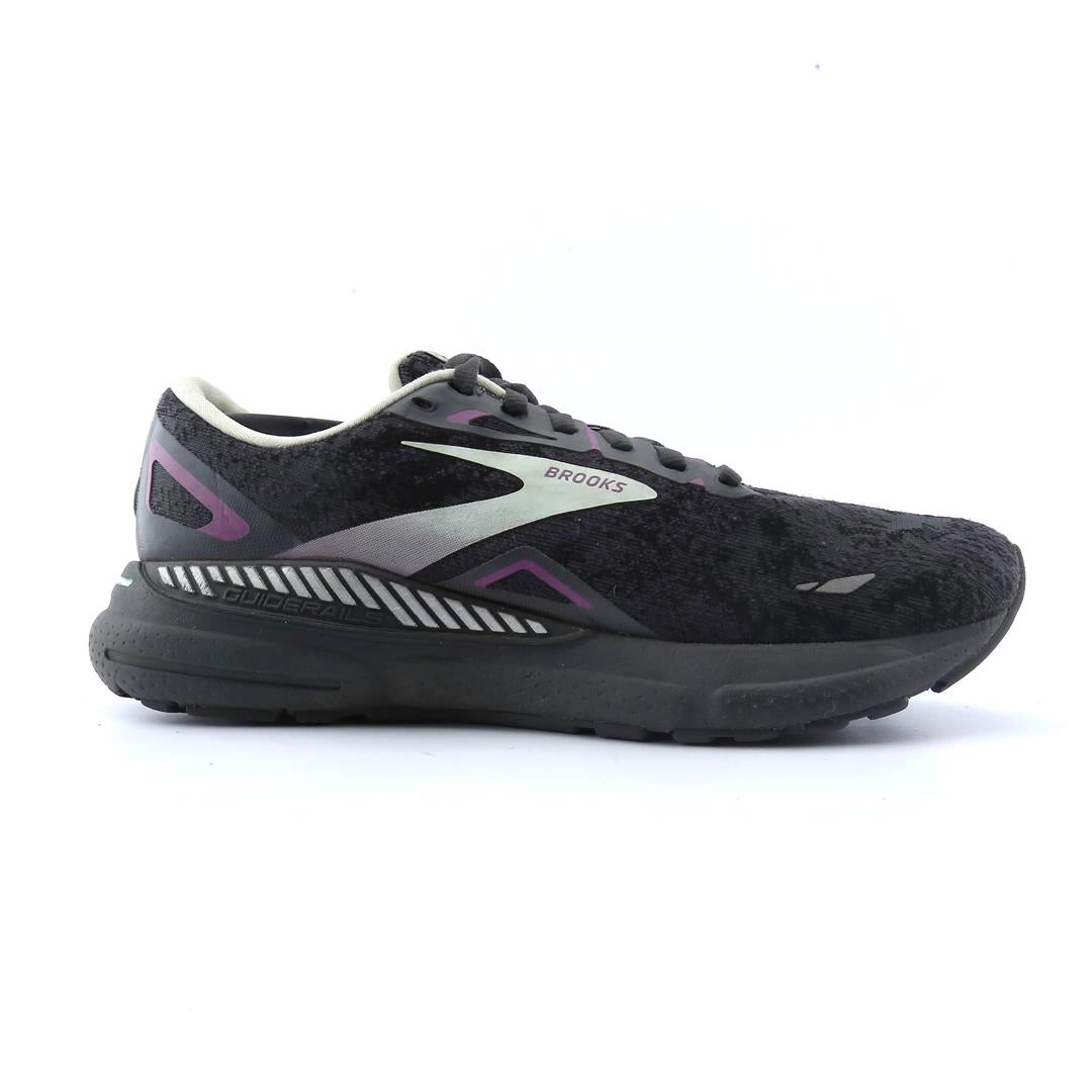 BROOKS ADRENALINE GTS 23 Brooks running shoe close-ups