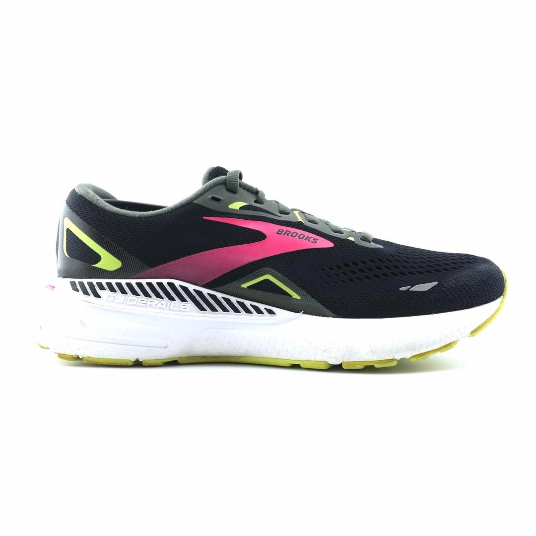 BROOKS ADRENALINE GTS 23 performance running shoe visuals