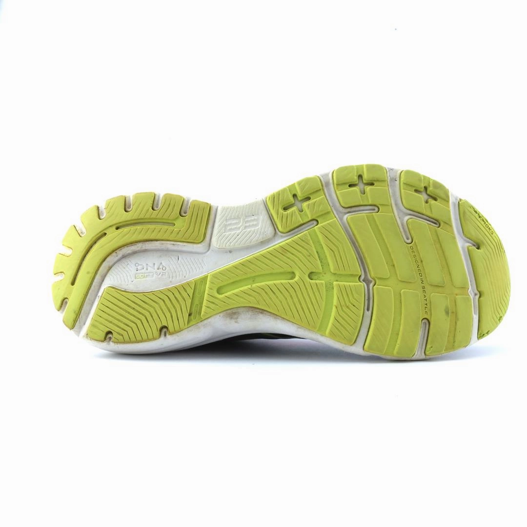 BROOKS ADRENALINE GTS 23 performance running shoe visuals