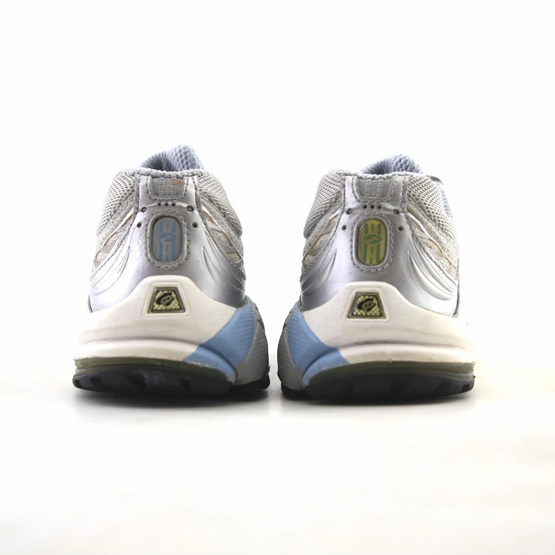 BROOKS ARIEL 14 Brooks running footwear shots