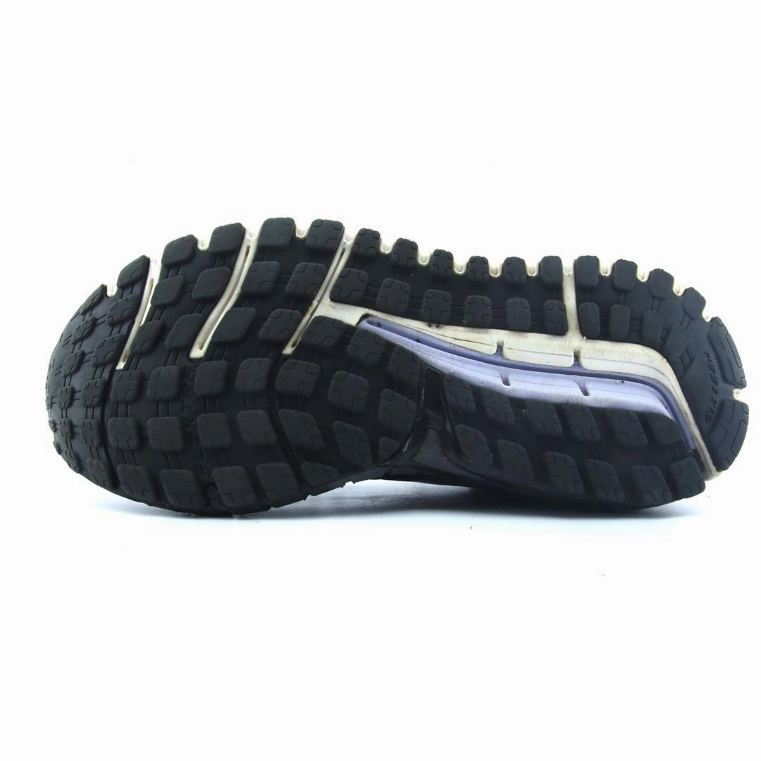 BROOKS ARIEL 18 athletic Brooks shoe snapshots