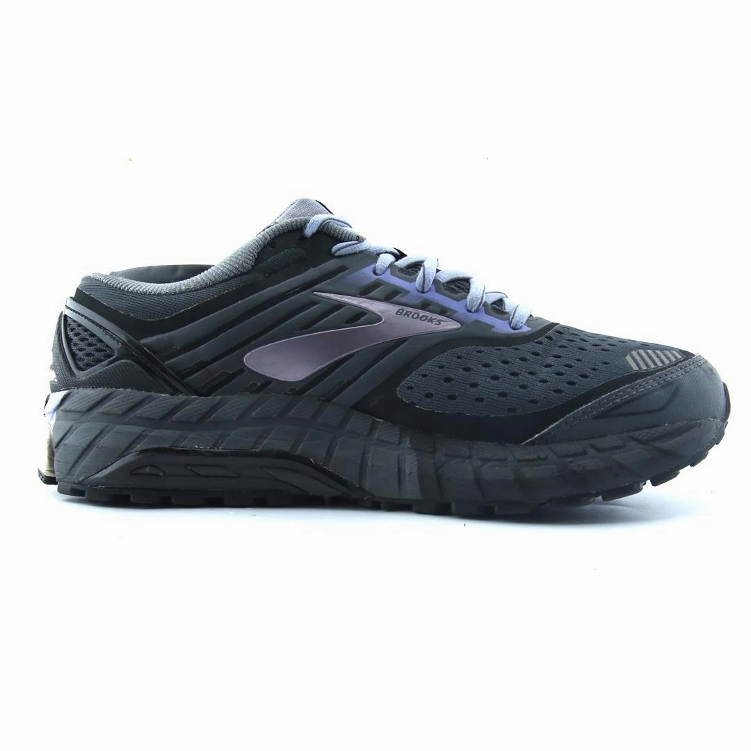 BROOKS ARIEL 18 athletic Brooks shoe snapshots