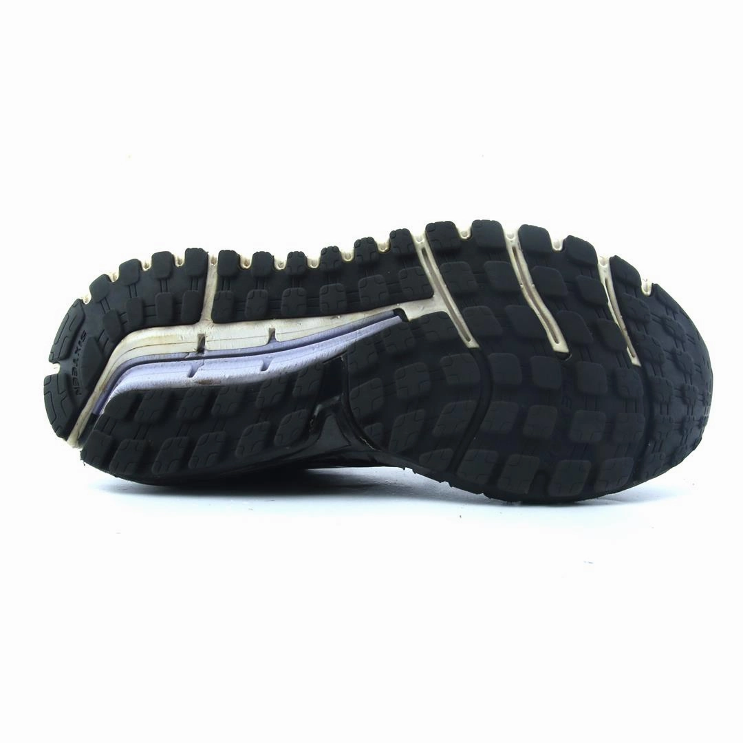 BROOKS ARIEL 18 athletic Brooks shoe snapshots