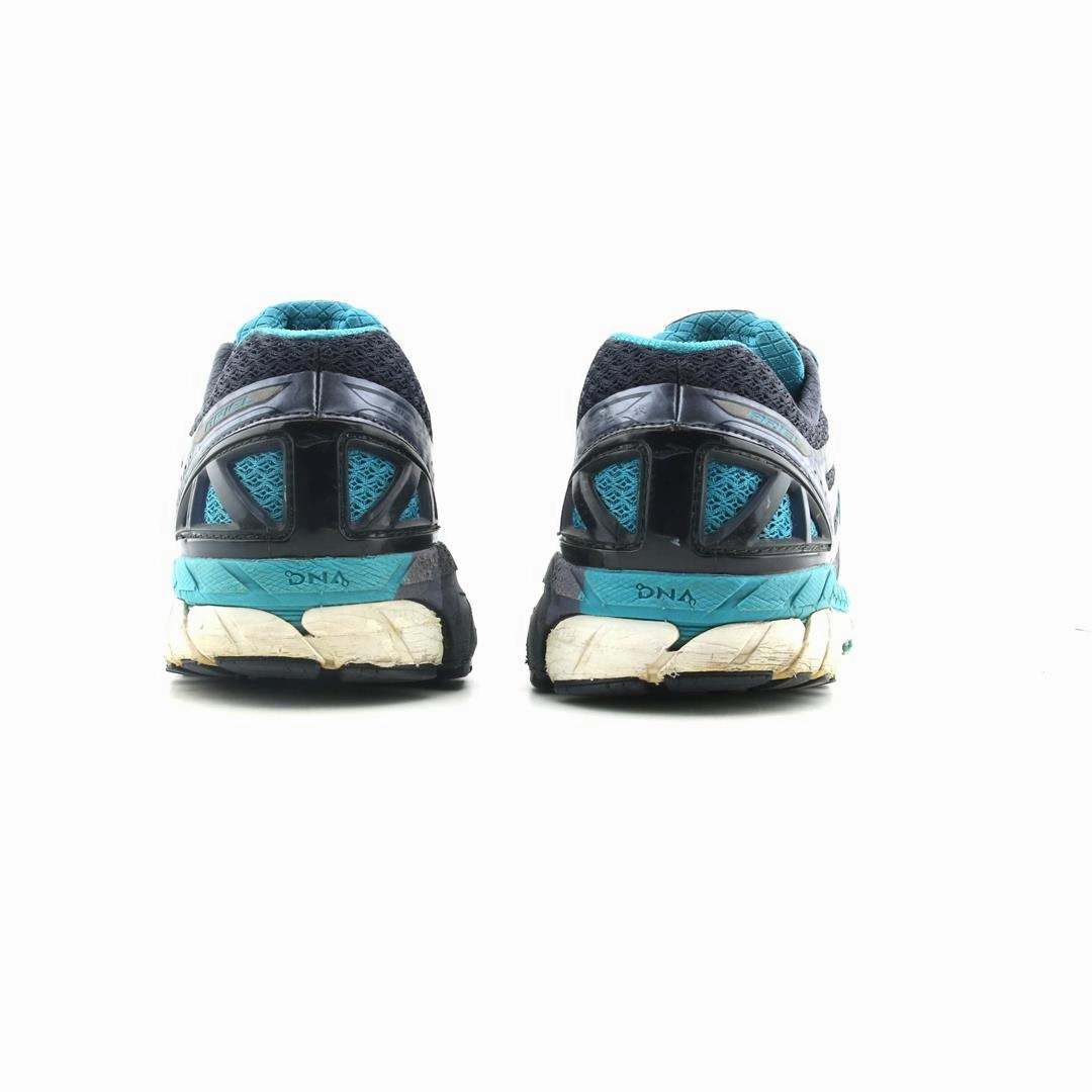 BROOKS ARIEL '16 Brooks running shoe close-ups
