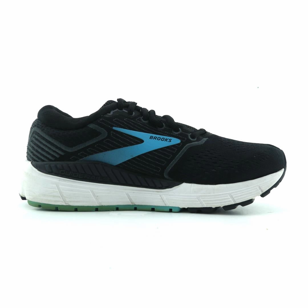 BROOKS ARIEL '20 athletic Brooks shoe snapshots