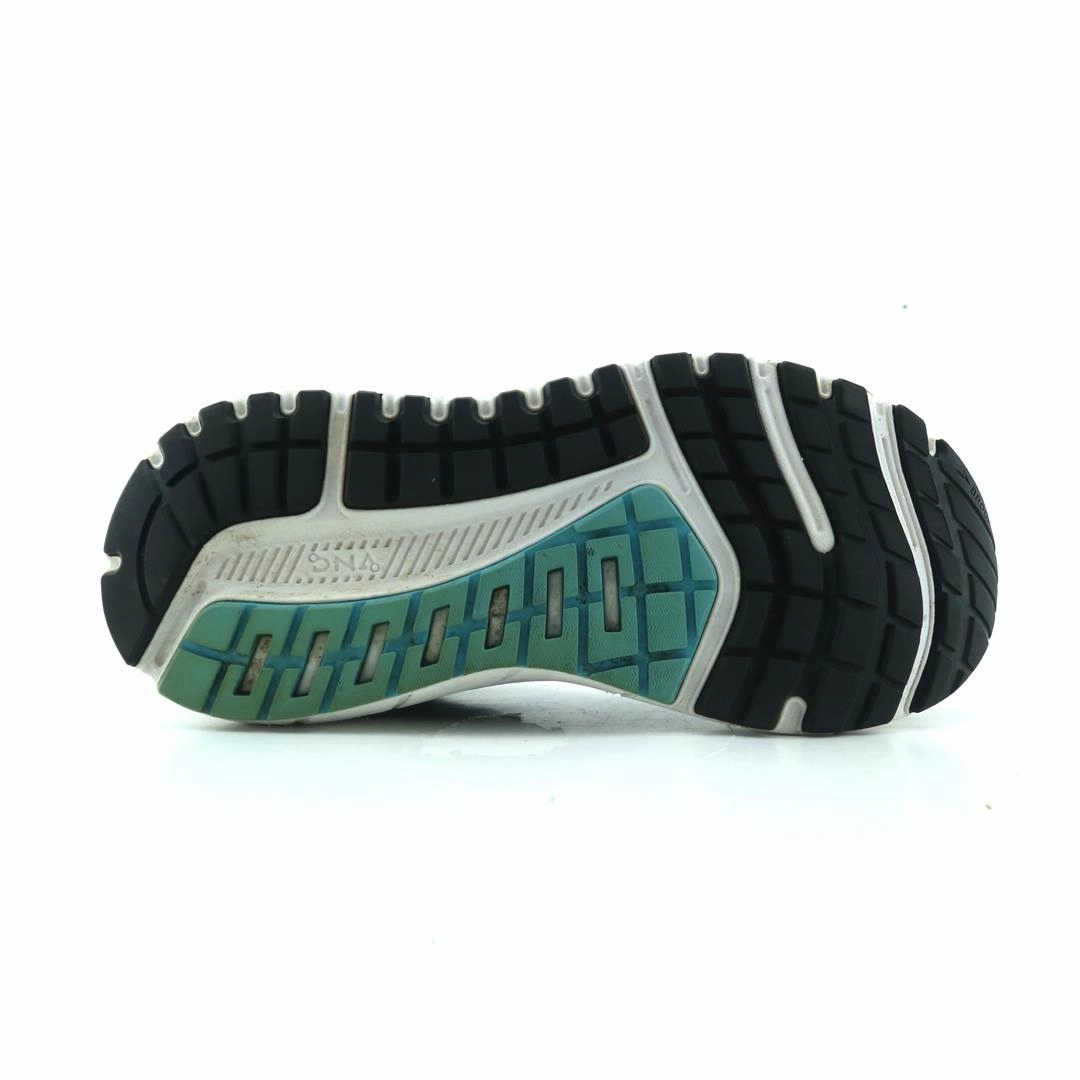 BROOKS ARIEL '20 athletic Brooks shoe snapshots