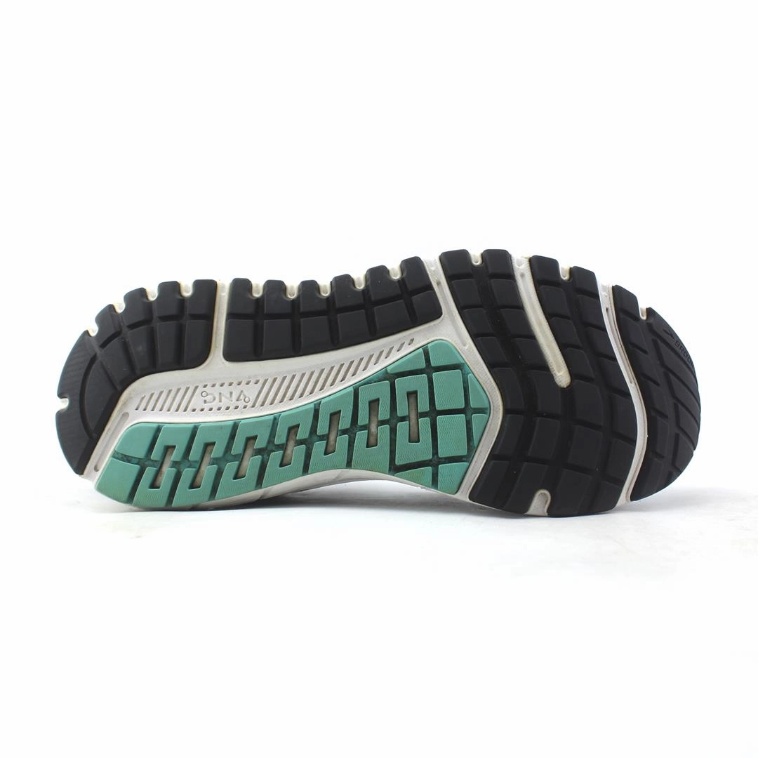 BROOKS ARIEL '20 Brooks running shoe close-ups