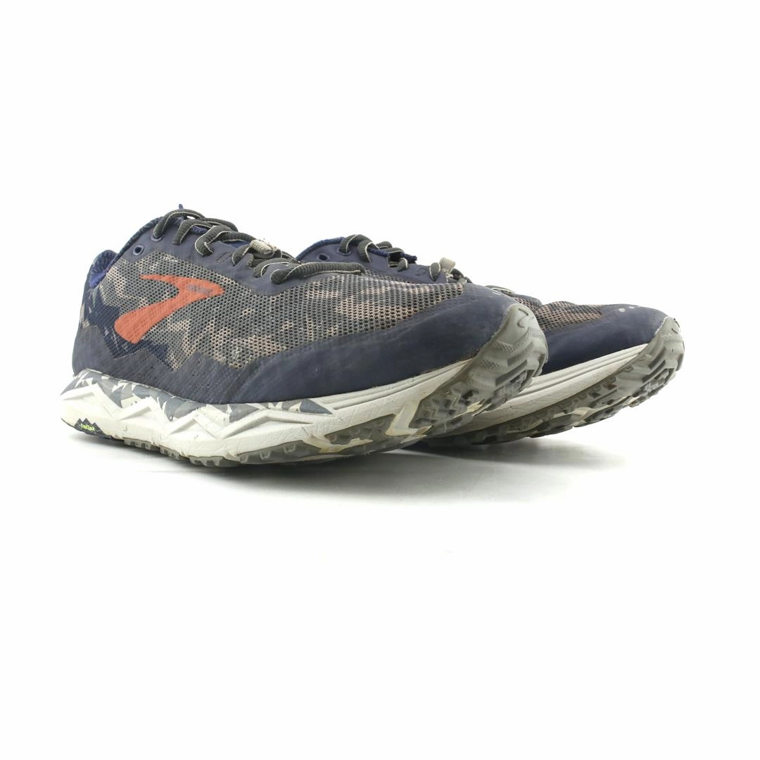 BROOKS CALDERA 3 Brooks running shoe close-ups