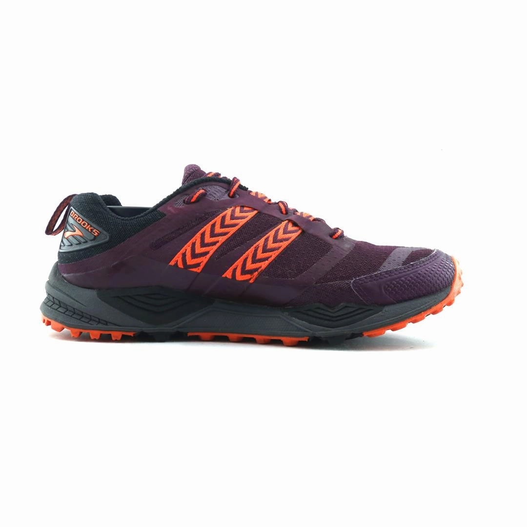BROOKS CASCADIA 12 Brooks trainer design images