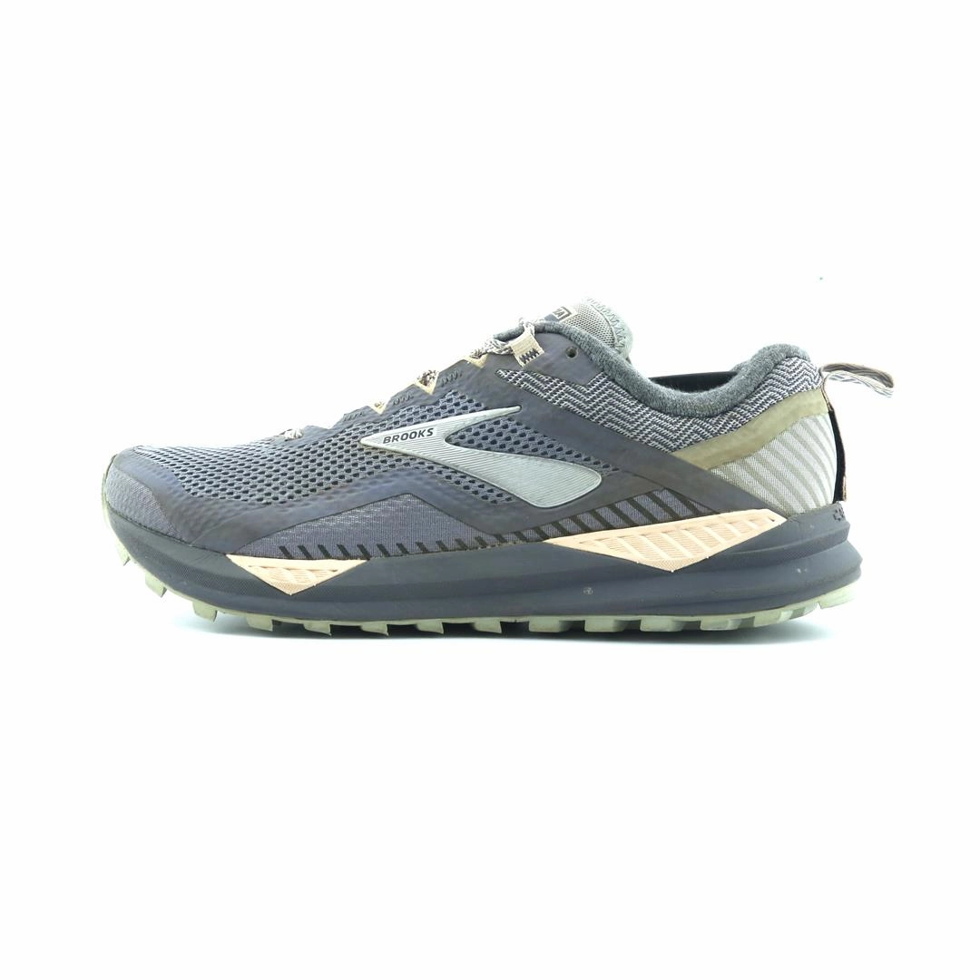 BROOKS CASCADIA 14 Brooks durable running sneaker designs