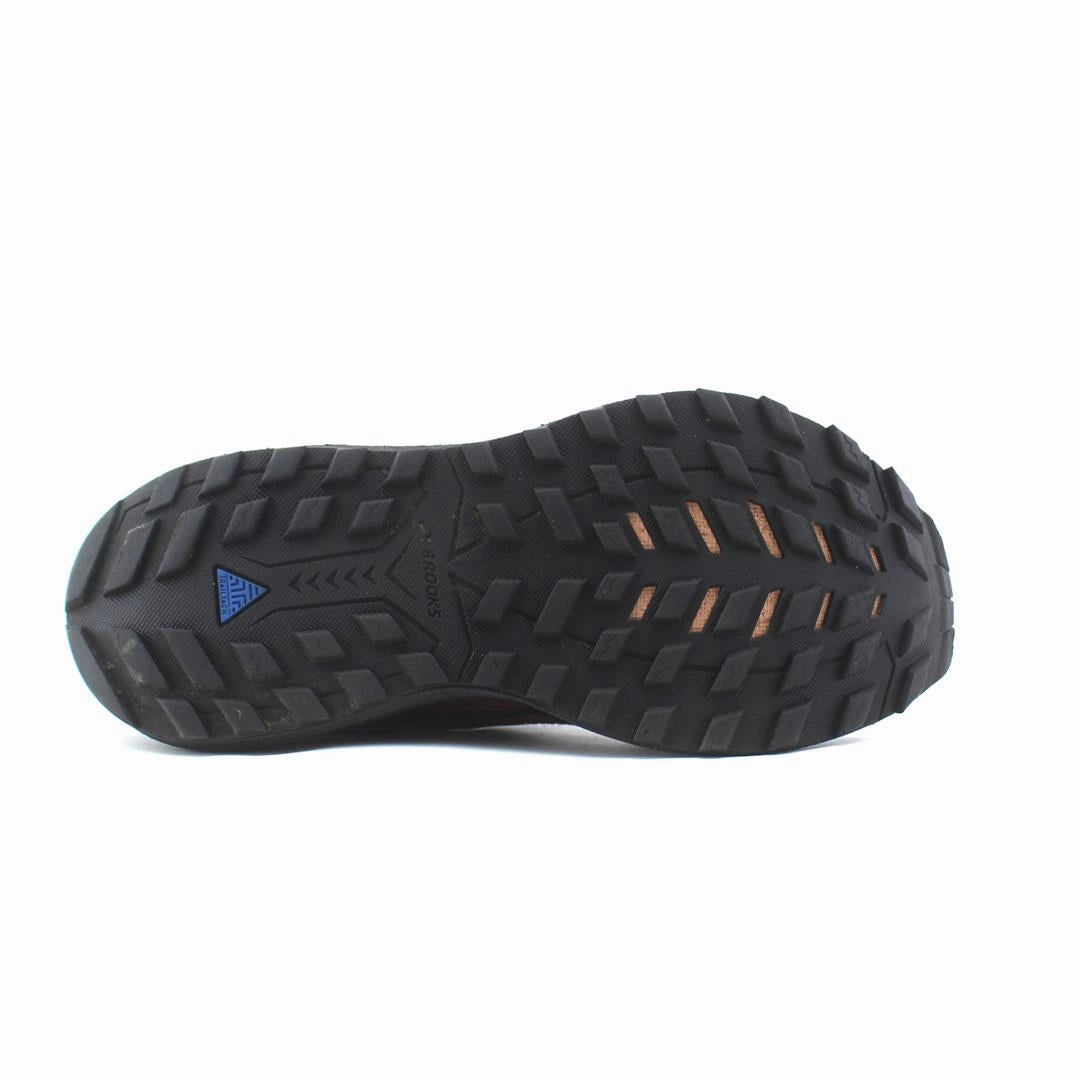BROOKS CASCADIA 15 Brooks running footwear shots