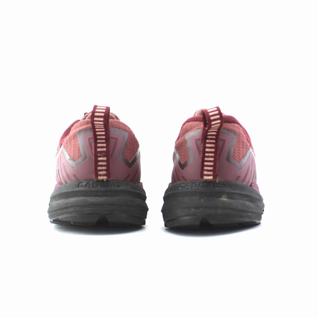 BROOKS CASCADIA 15 Brooks running footwear shots