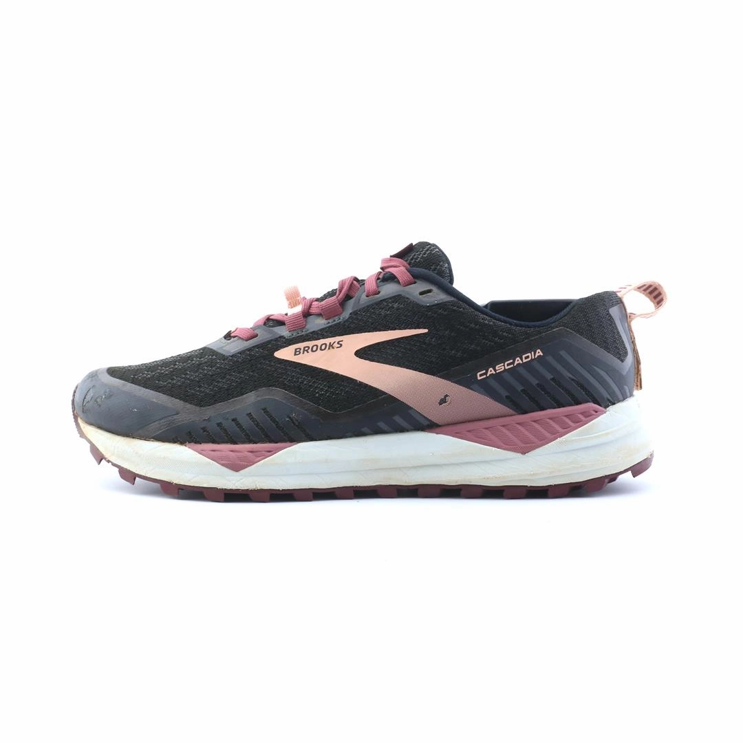 BROOKS CASCADIA 15 Brooks supportive running shoe models