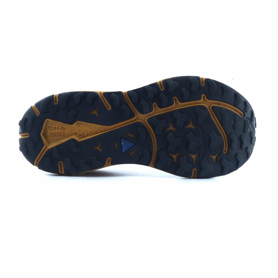 BROOKS DIVIDE 3 athletic Brooks shoe snapshots