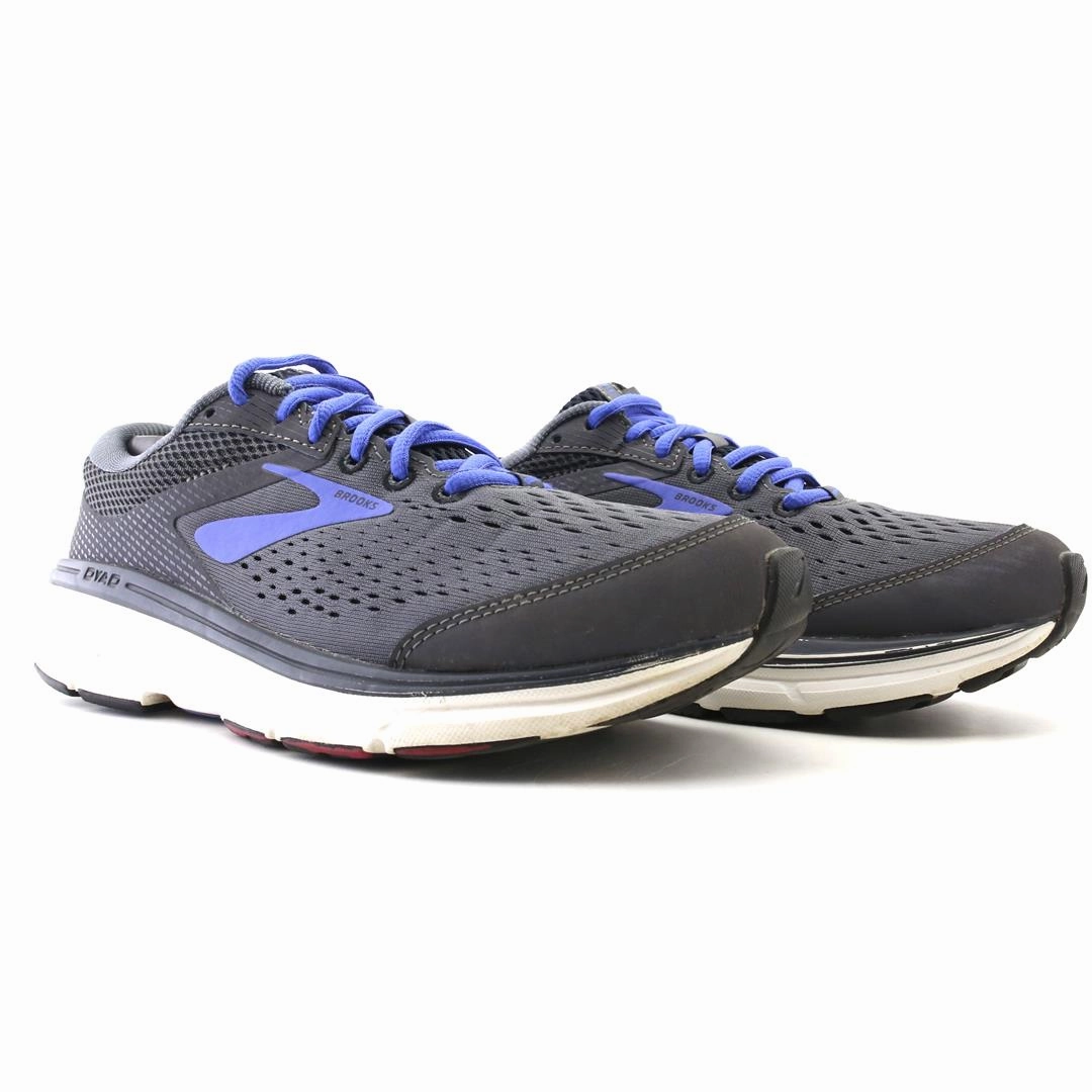 BROOKS DYAD 10 Brooks running footwear shots
