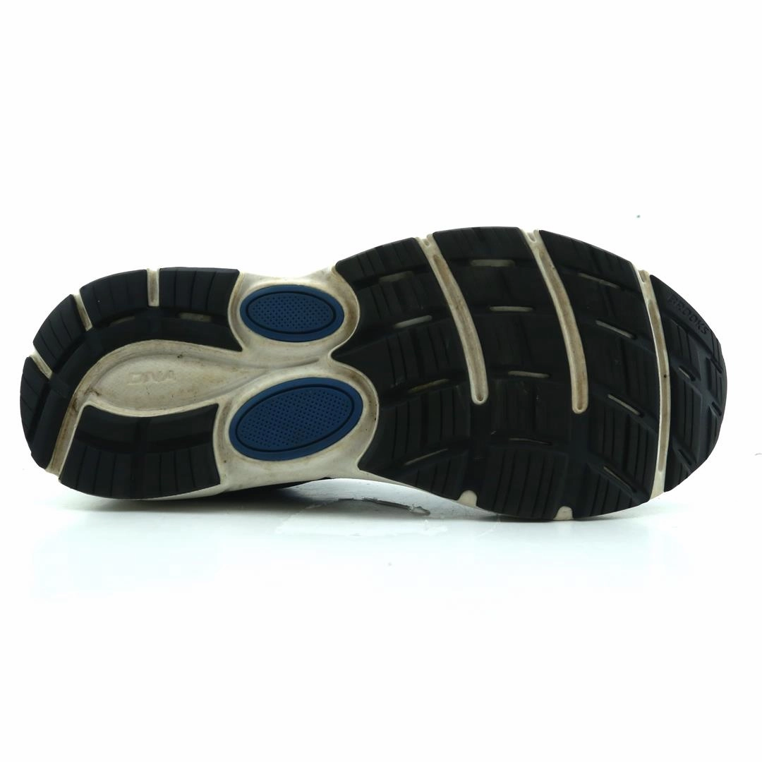 BROOKS DYAD 11 athletic Brooks shoe snapshots