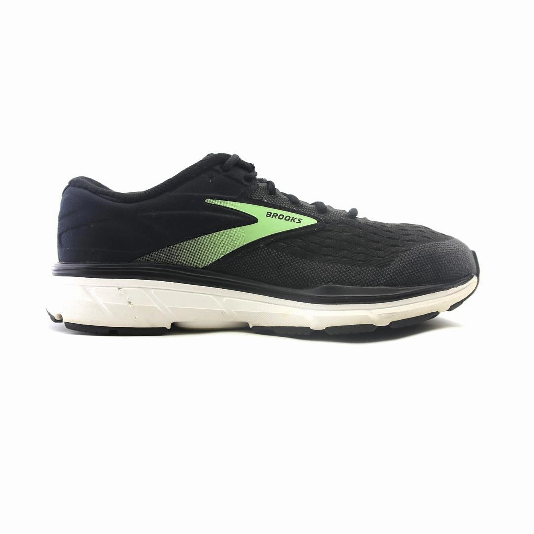 BROOKS DYAD 11 Brooks running footwear shots