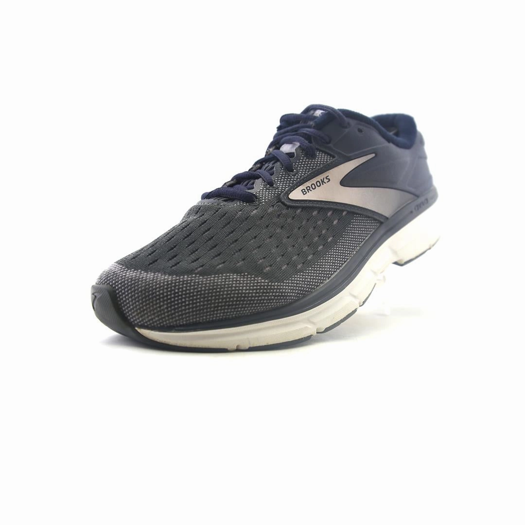 BROOKS DYAD 11 Brooks running footwear shots