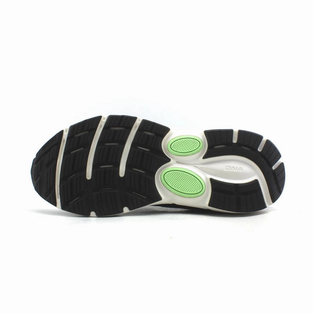 BROOKS DYAD 11 Brooks trainer design images
