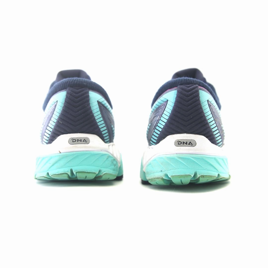 BROOKS GHOST 10 Brooks running footwear shots