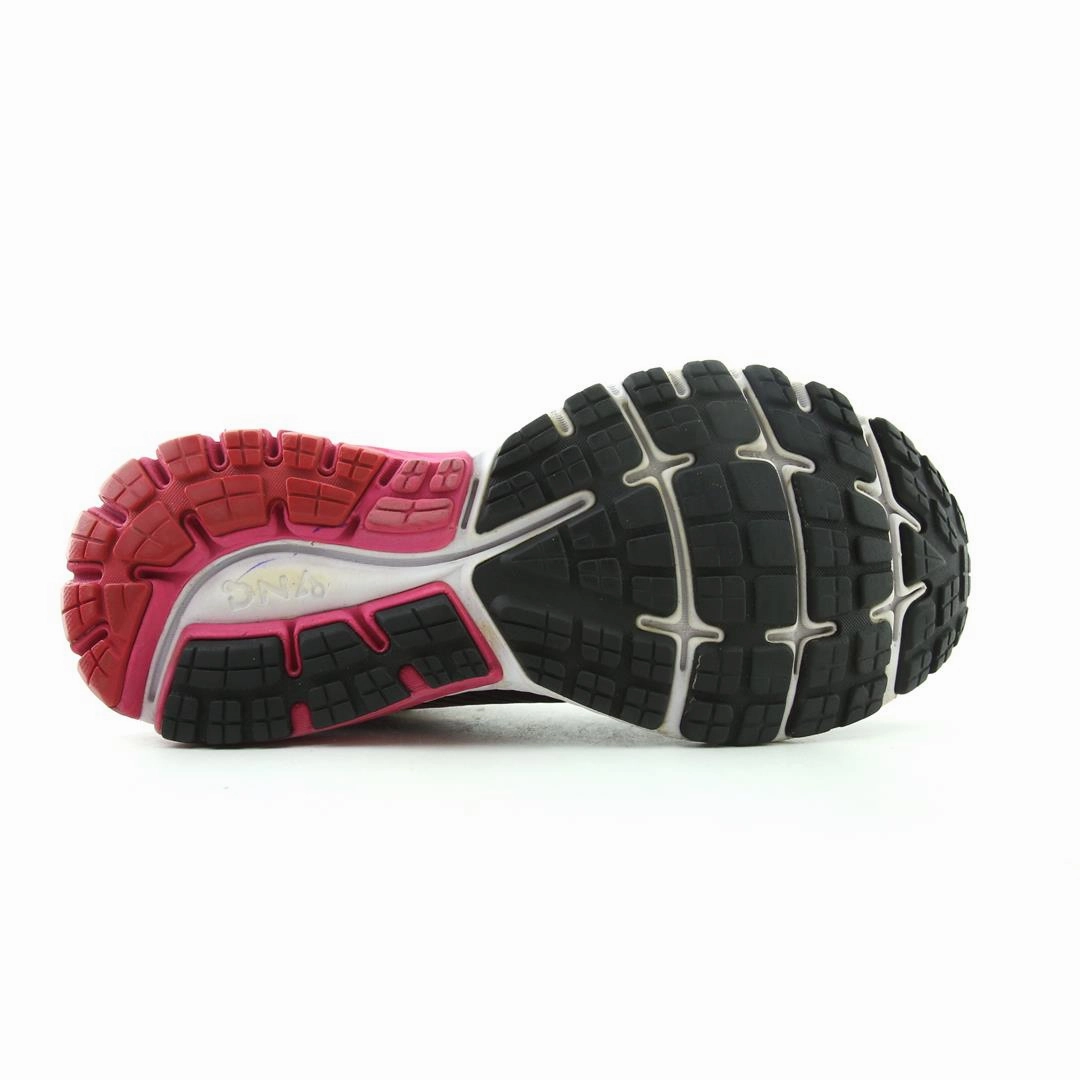 BROOKS GHOST 10 performance running shoe visuals