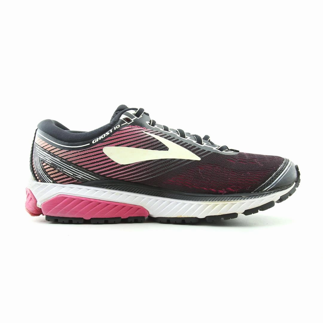 BROOKS GHOST 10 performance running shoe visuals