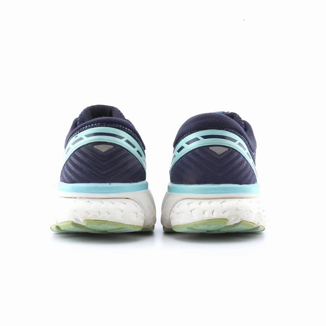 BROOKS GHOST 11 Brooks running shoe close-ups
