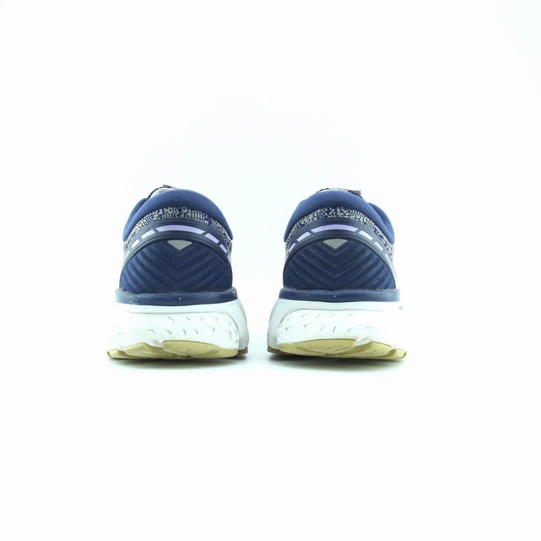 BROOKS GHOST 11 Brooks trainer design images