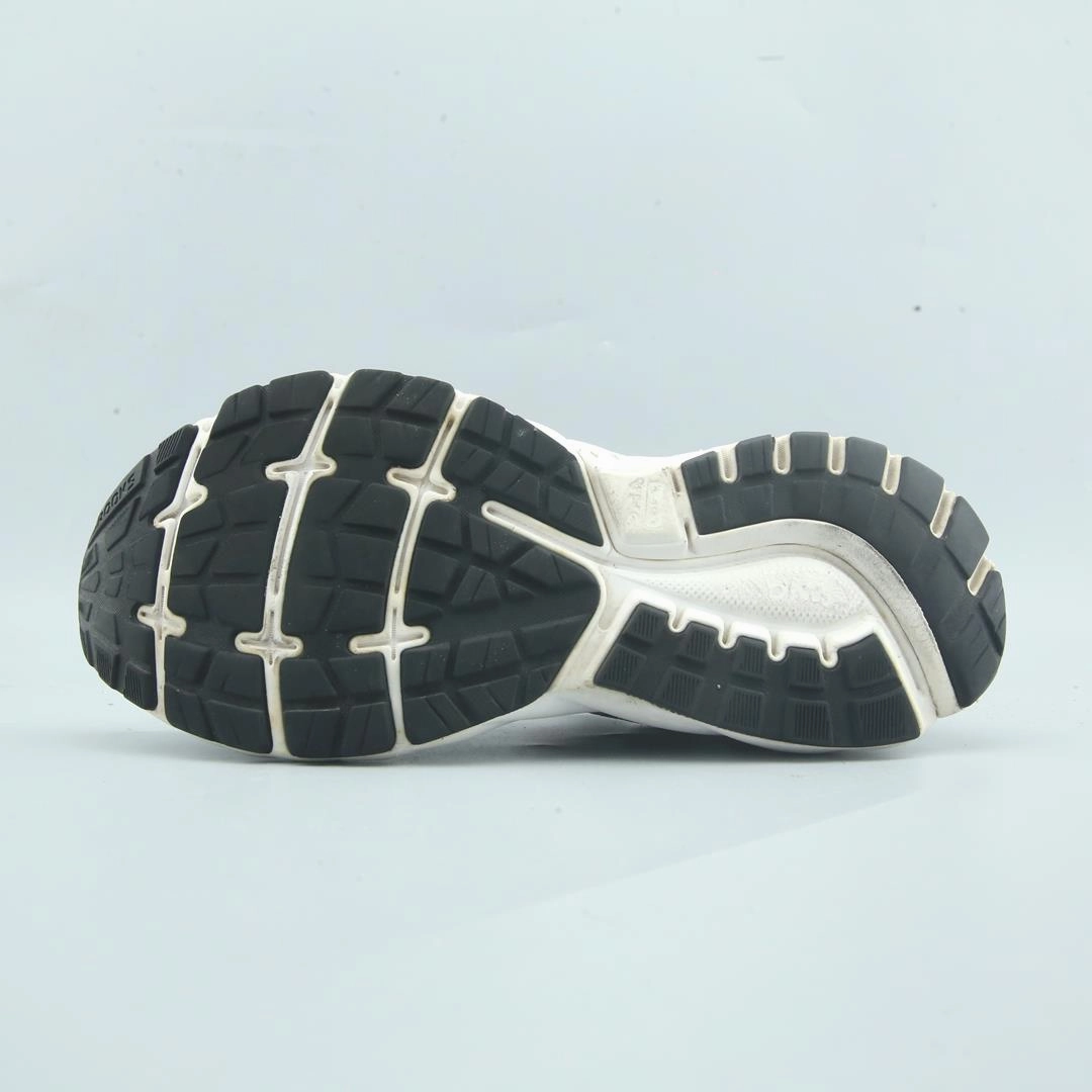 BROOKS GHOST 11 Brooks trainer design images