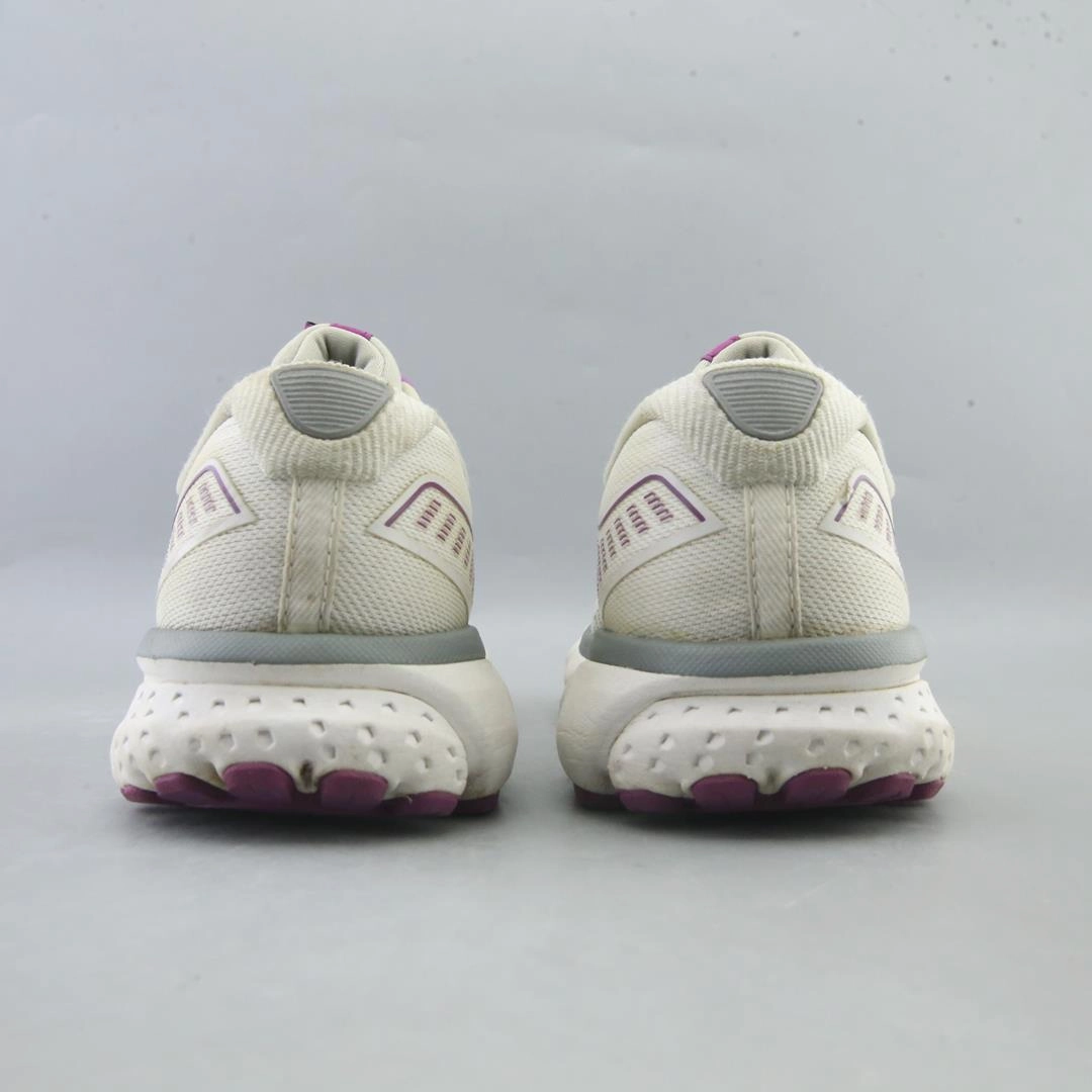 BROOKS GHOST 12 athletic Brooks shoe snapshots