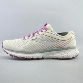 BROOKS GHOST 12 Brooks lightweight running footwear