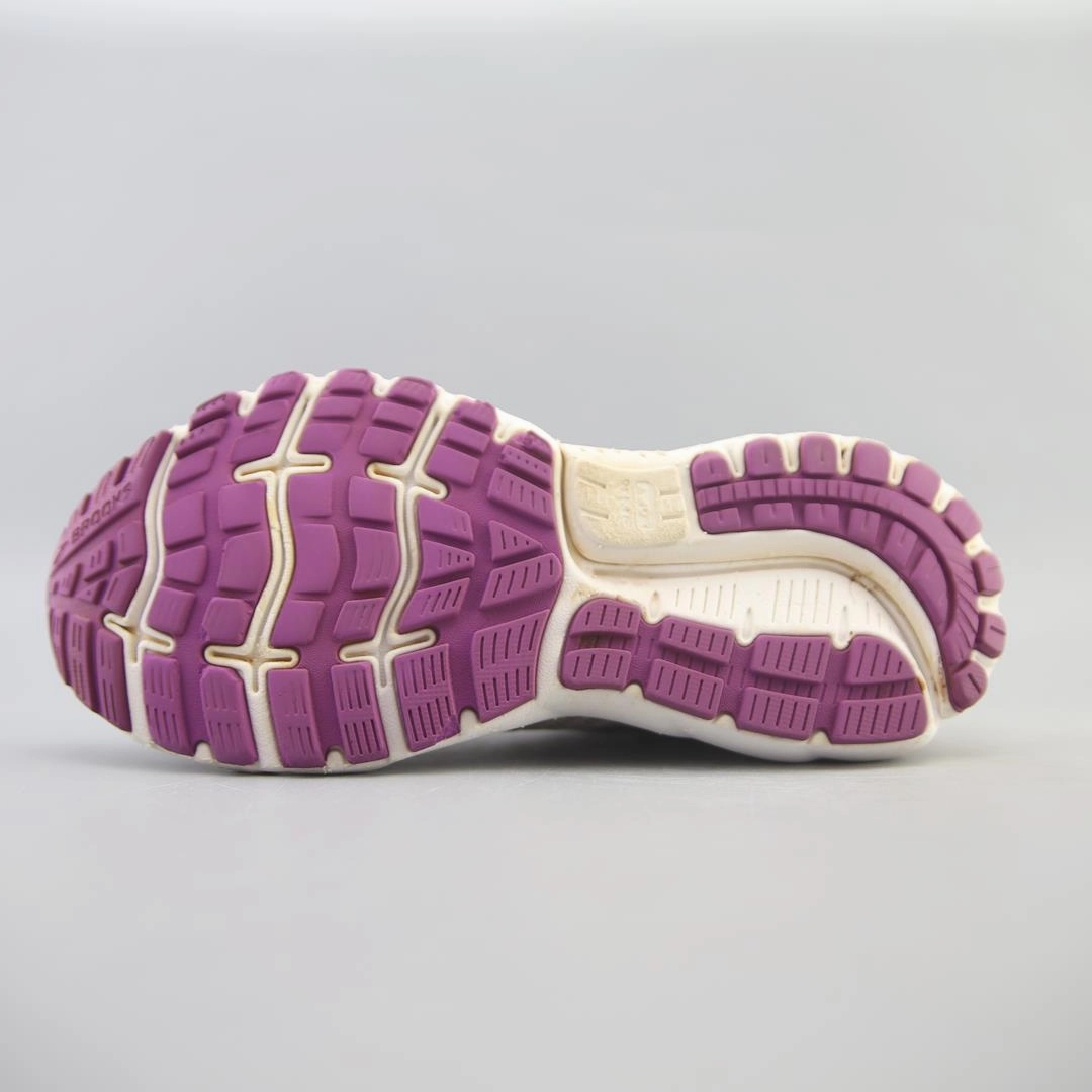 BROOKS GHOST 12 athletic Brooks shoe snapshots