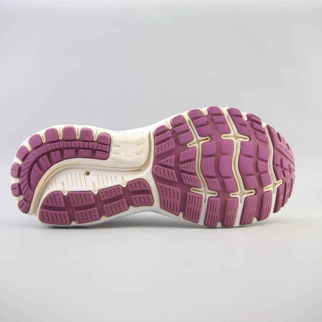 BROOKS GHOST 12 athletic Brooks shoe snapshots