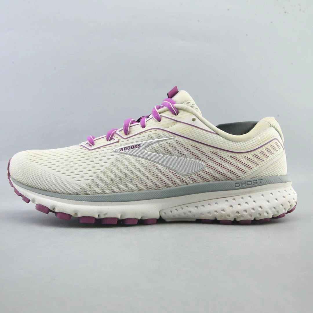 BROOKS GHOST 12 Brooks lightweight running footwear