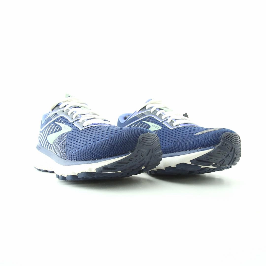 BROOKS GHOST 12 performance running shoe visuals