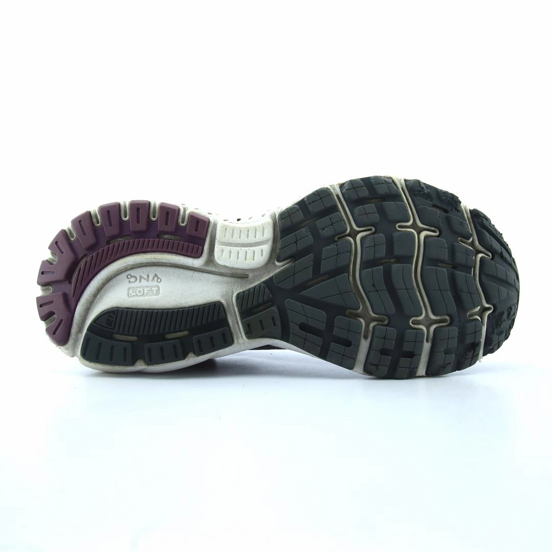 BROOKS GHOST 13 athletic Brooks shoe snapshots