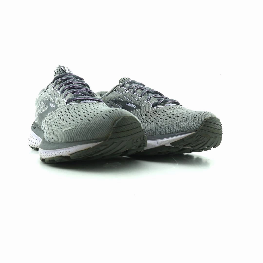 BROOKS GHOST 13 athletic Brooks shoe snapshots