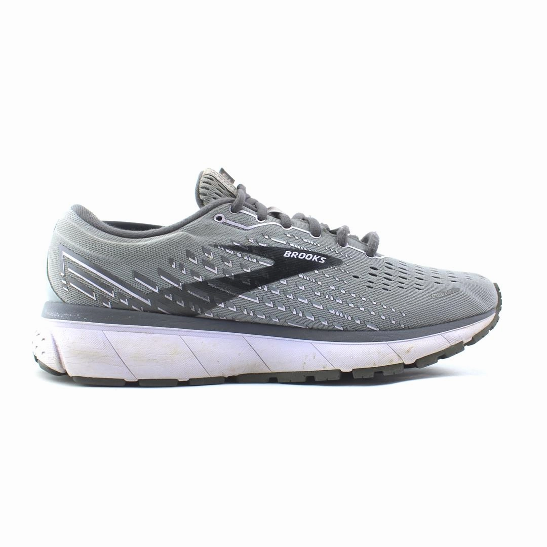 BROOKS GHOST 13 Brooks running footwear shots