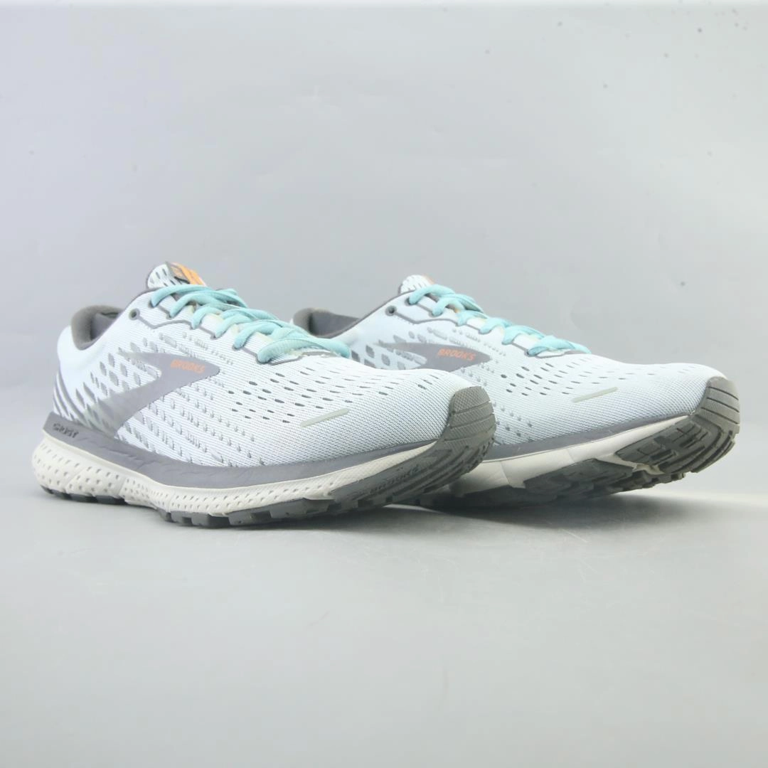 BROOKS GHOST 13 Brooks running footwear shots