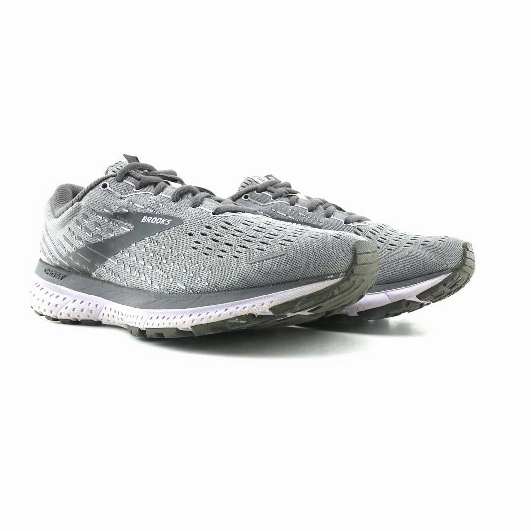 BROOKS GHOST 13 Brooks running shoe close-ups