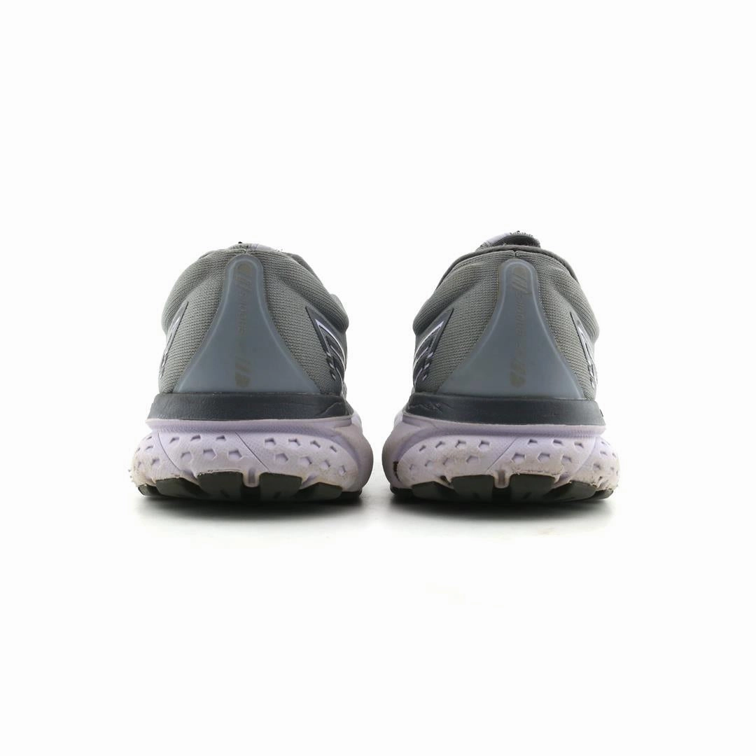 BROOKS GHOST 13 Brooks trainer design images