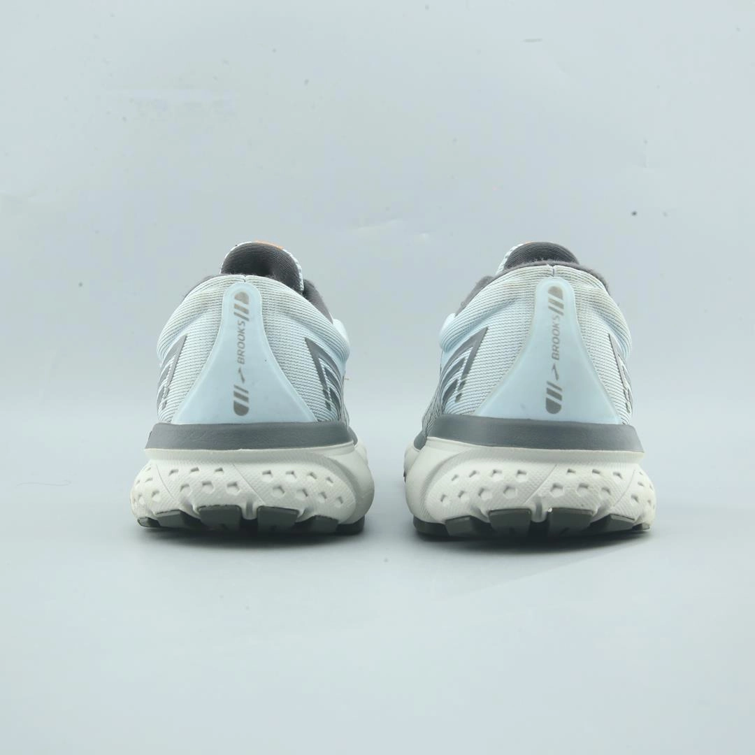 BROOKS GHOST 13 lightweight running shoe photos