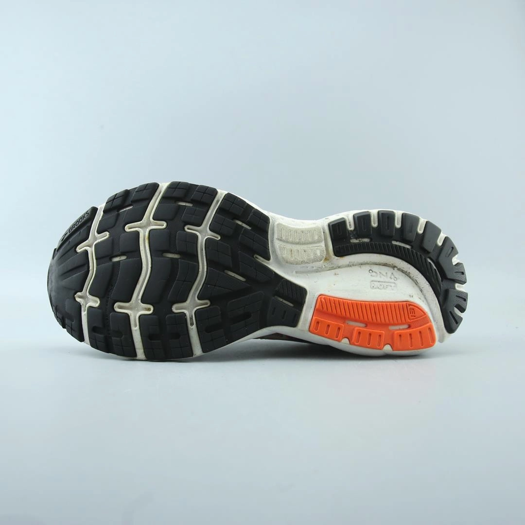 BROOKS GHOST 13 performance running shoe visuals
