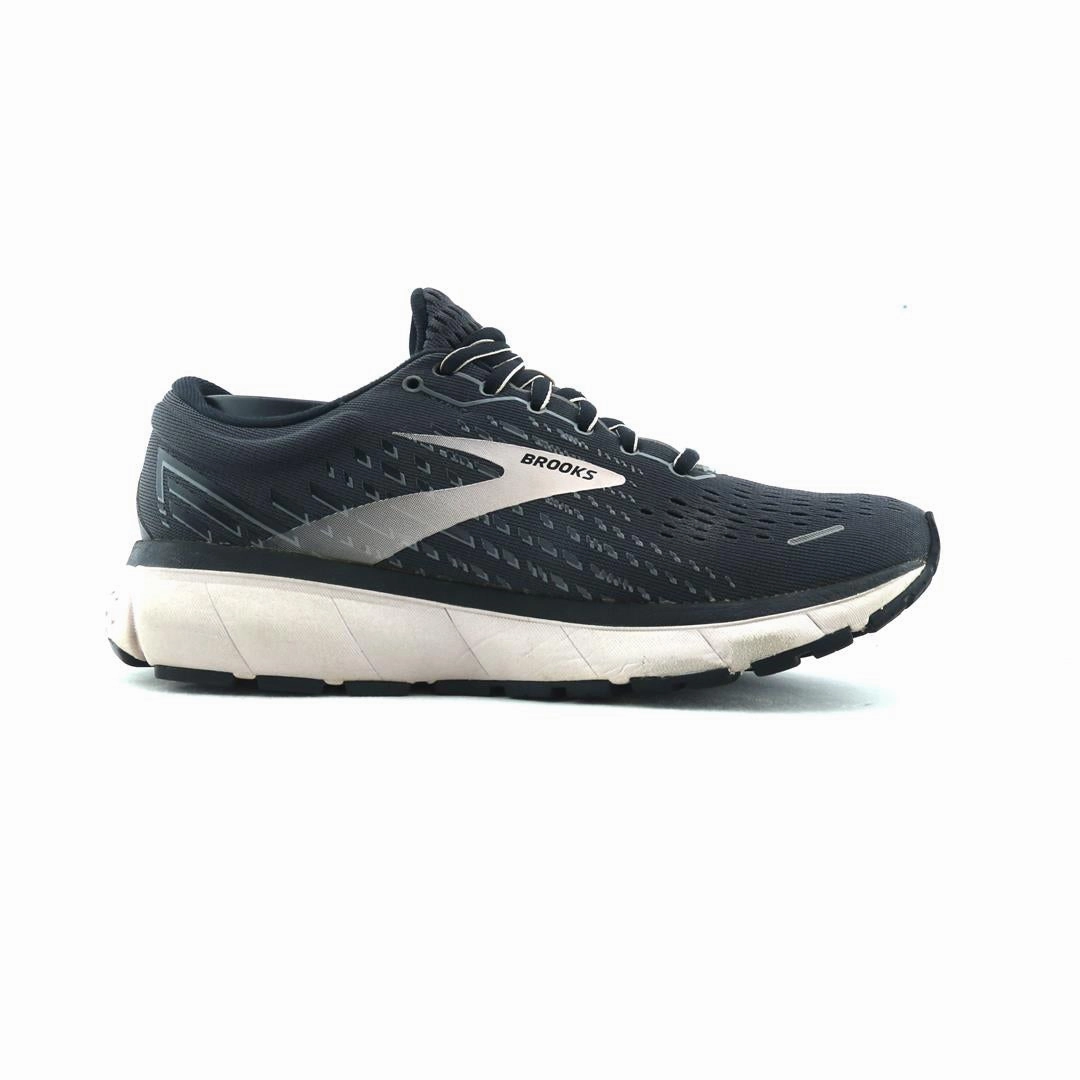 BROOKS GHOST 13 performance running shoe visuals