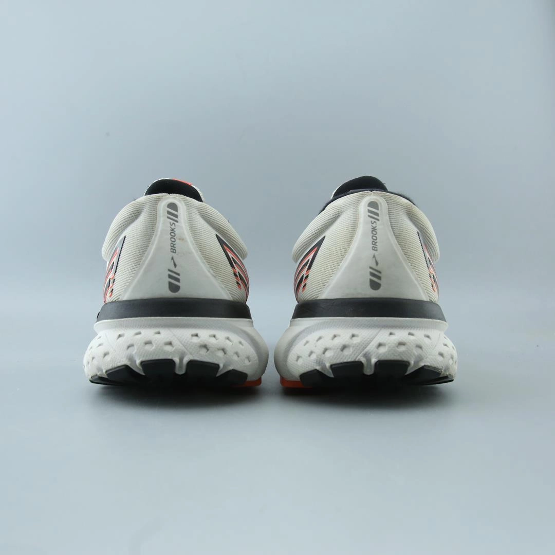 BROOKS GHOST 13 performance running shoe visuals